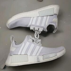 Adidas Originals NMD R1 Boost Womens Size 5 Triple White GX8313 Primeblue